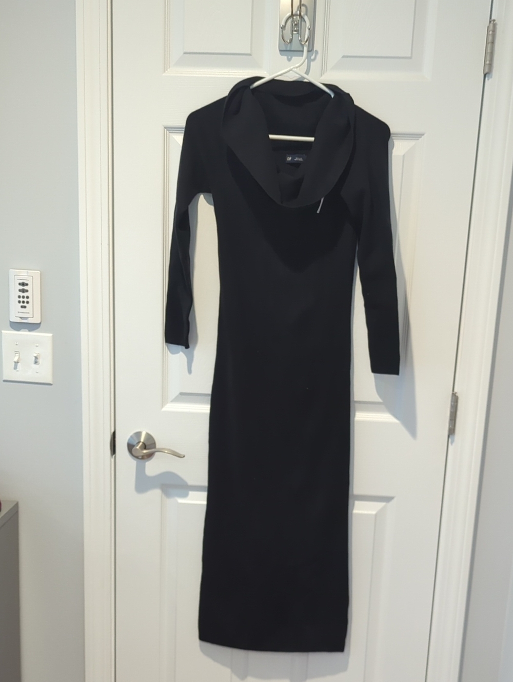 Black Long Sleeve Cowl Neck Maxi Dress